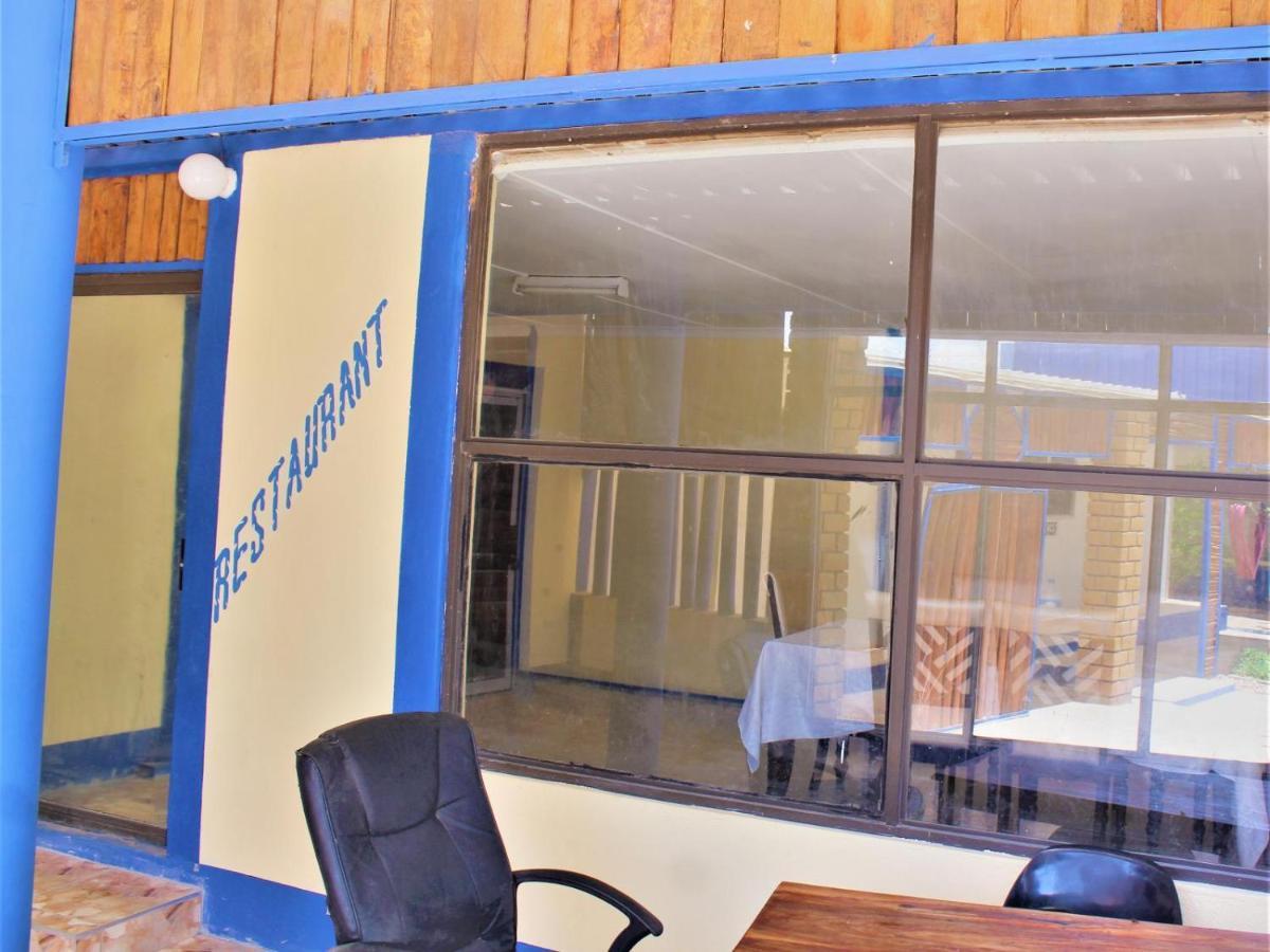 P Wake Guesthouse オプウォ エクステリア 写真